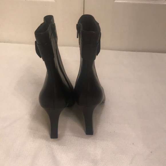 tahari boots lord and taylor